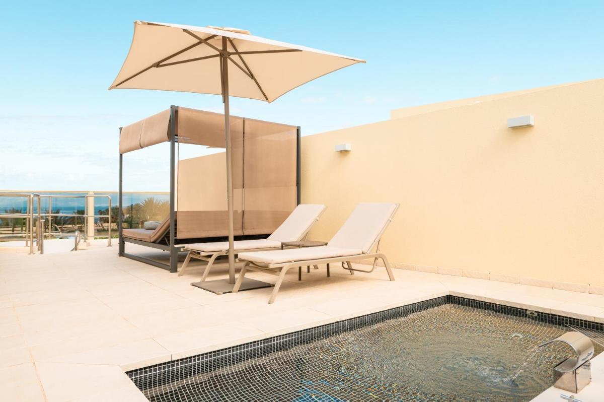Piscina en o cerca de Sir Anthony