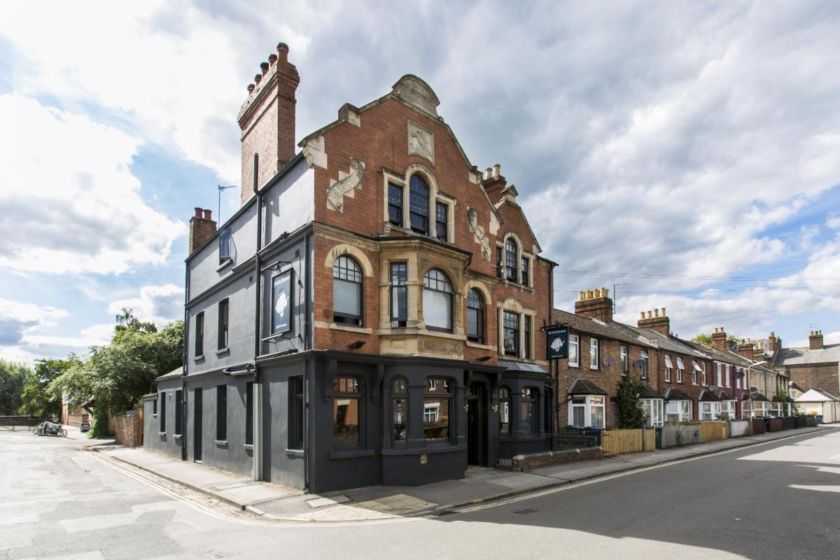 The Porterhouse grill & rooms - Housity