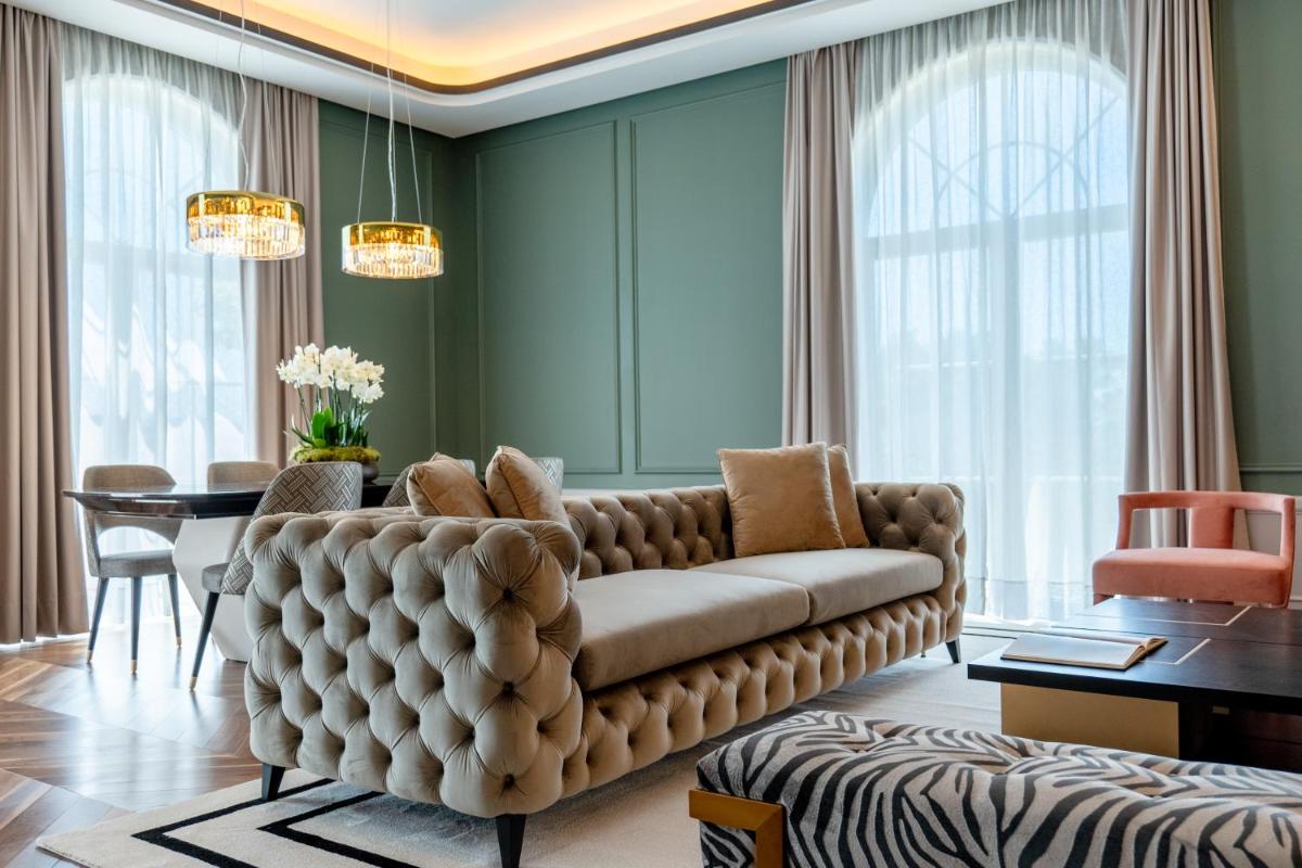 Uma área de estar em Amoure Hotel - The Leading Hotels of the World