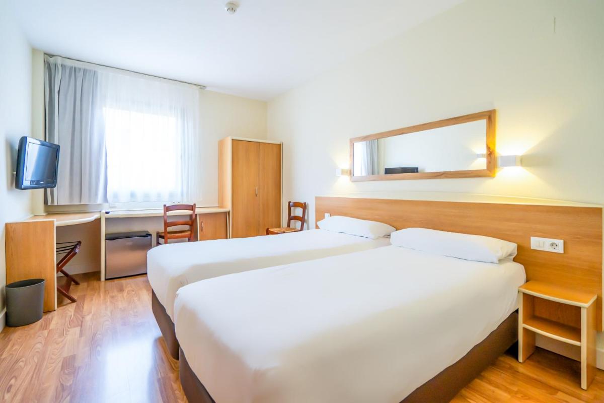 Hotel YIT Ciudad de Elche - Housity