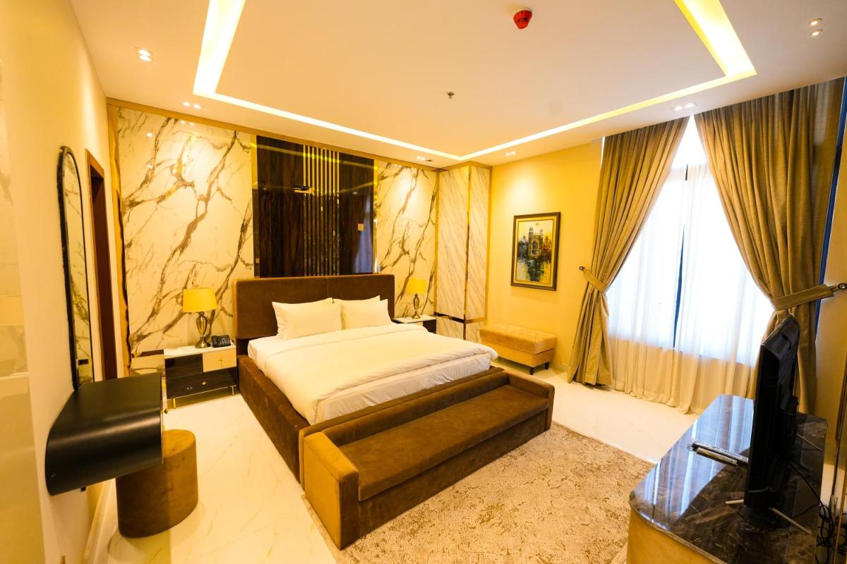 Suitetrails - Pavilion Suites - Premium ApartHotel in Bahria Town