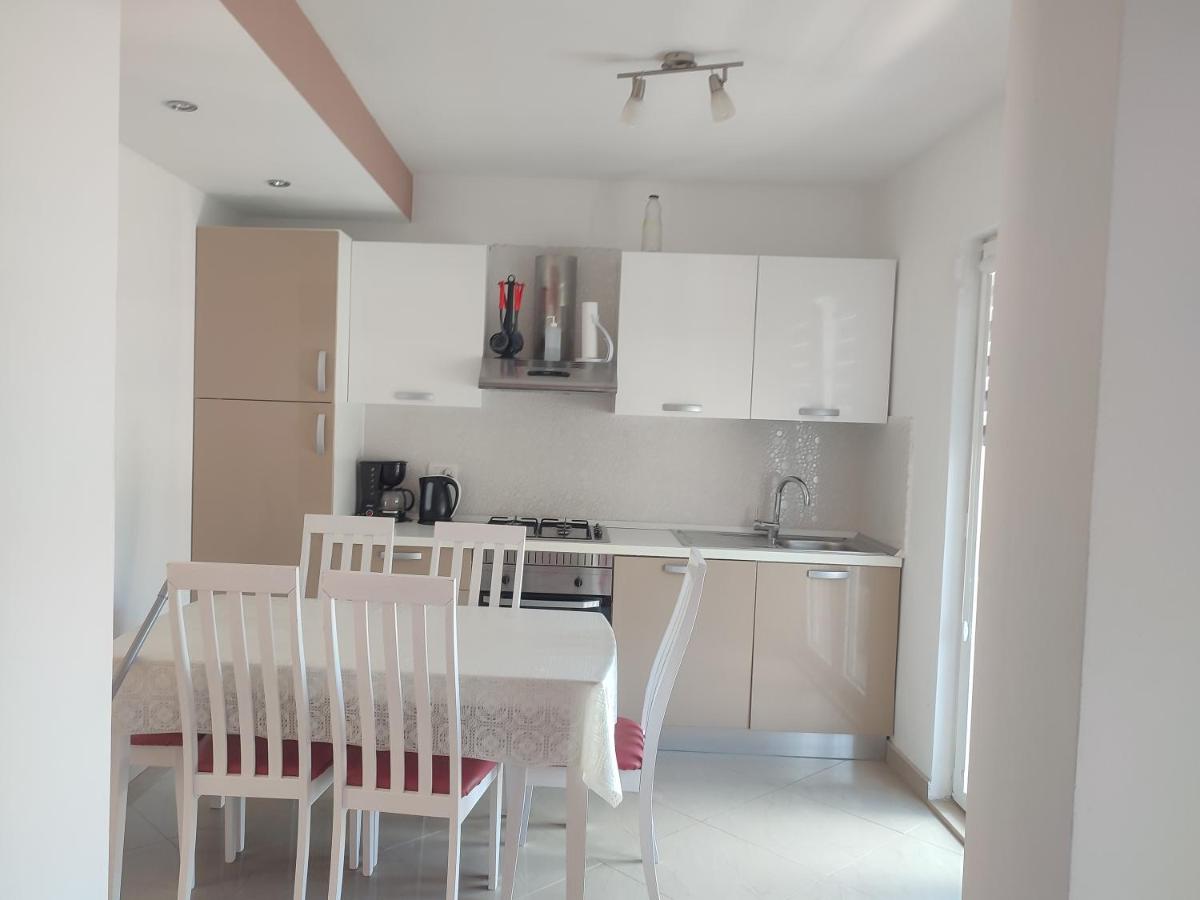 Apartments Vale - Housity
