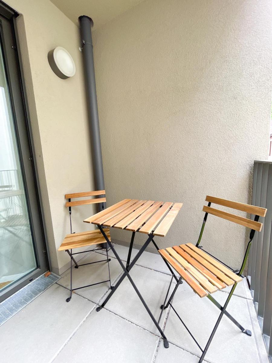 contactless Self-Check-IN - 1BR Apartment, near airport,15 min to Center - Housity