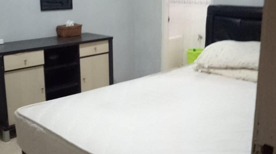 Villa putih pesanggrahan - Housity