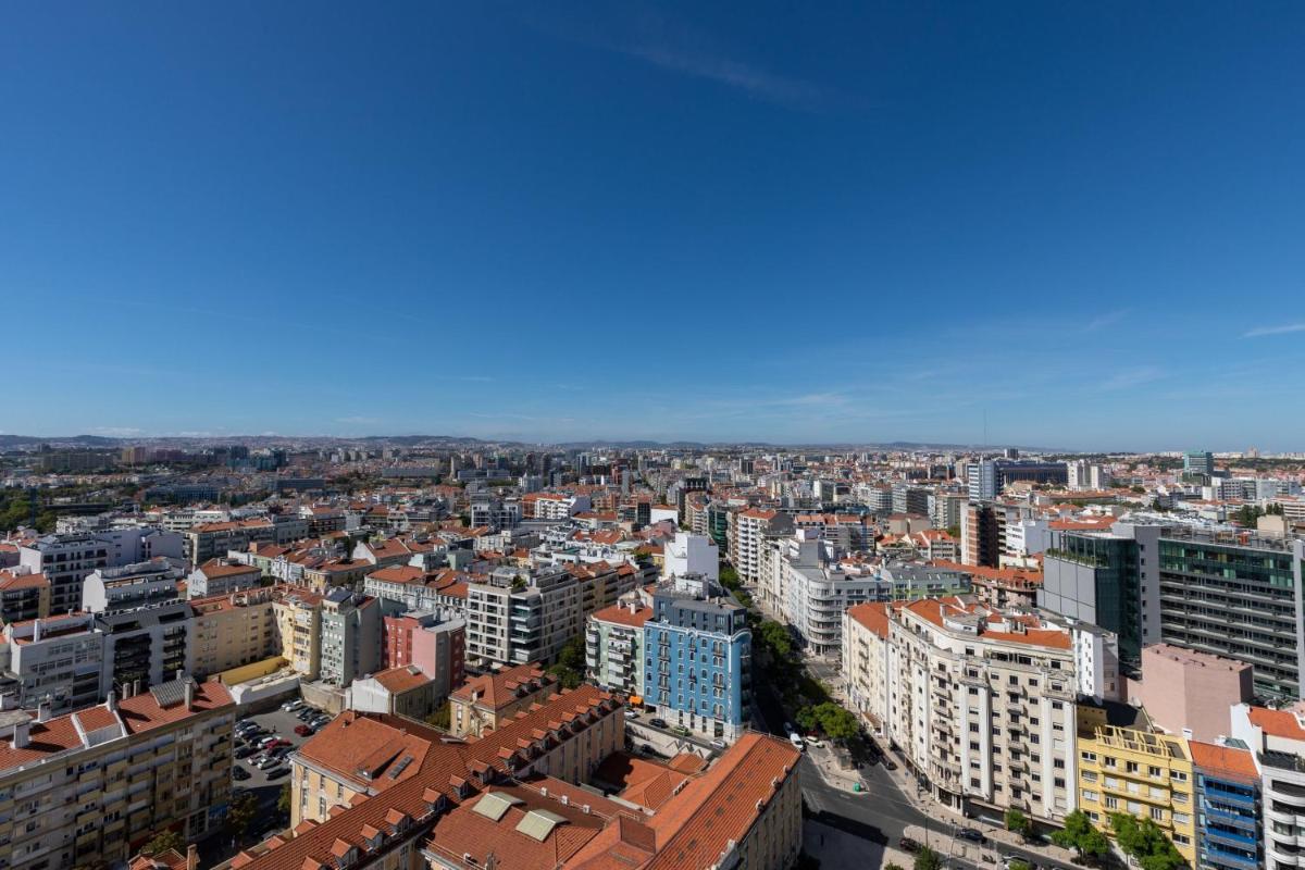 Uma vista geral de Lisboa ou a vista da cidade a partir do hotel