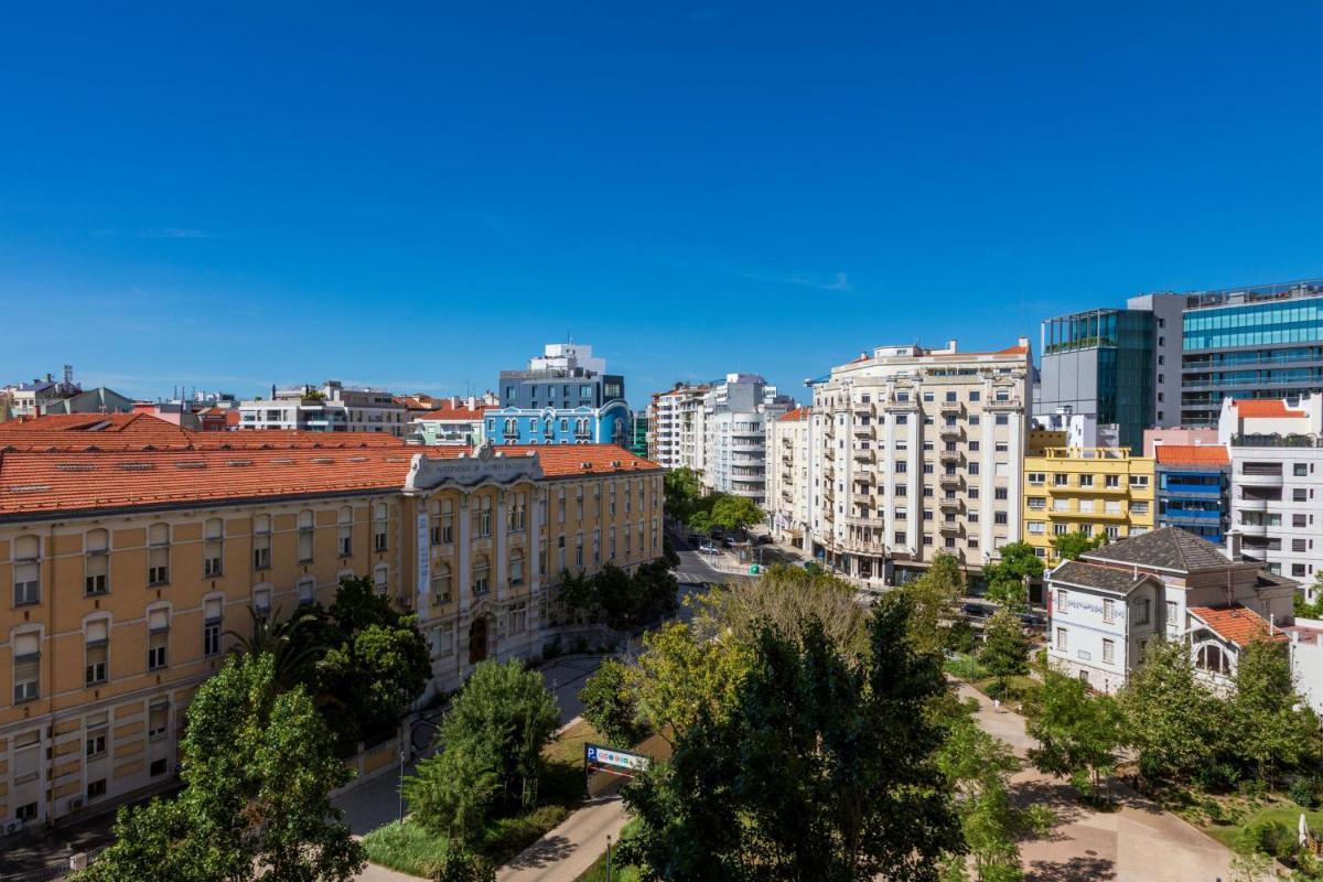 Uma vista geral de Lisboa ou a vista da cidade a partir do hotel