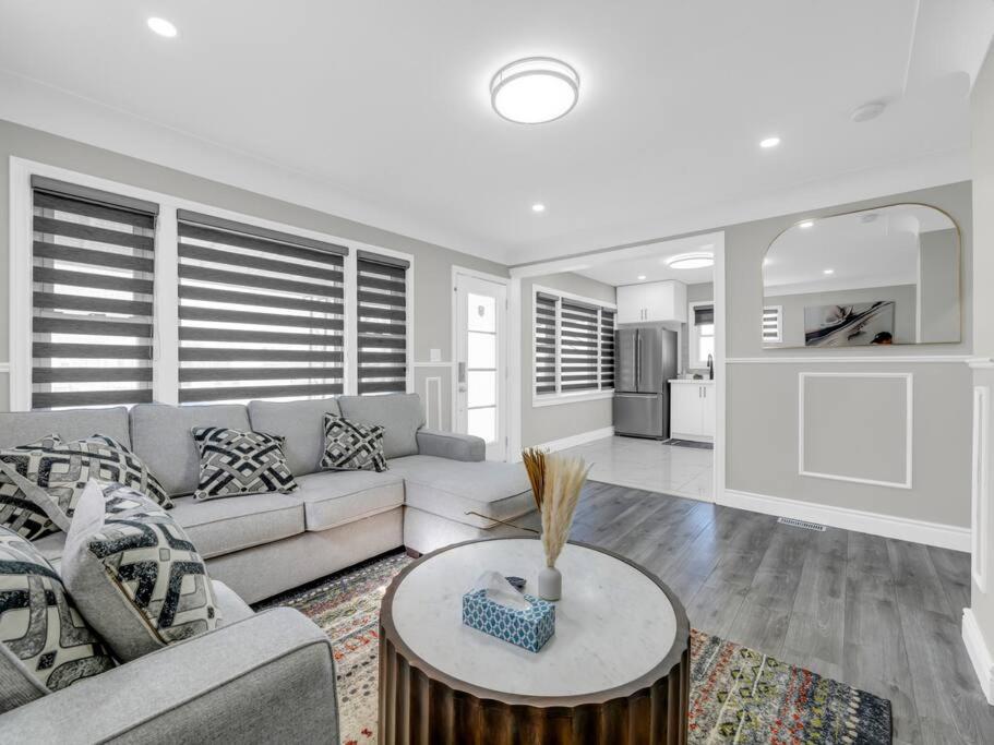 stylish house in south windsor-2 bedrooms - Housity