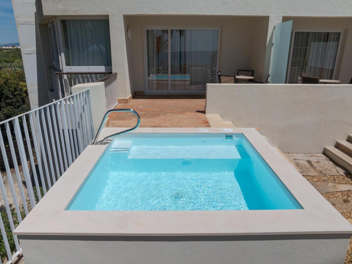 A piscina em ou perto de Pestana Alvor Praia Premium Beach & Golf Resort