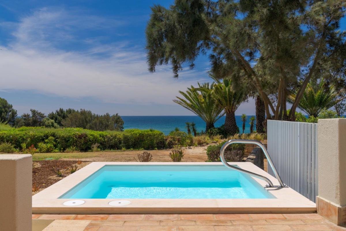 A piscina em ou perto de Pestana Alvor Praia Premium Beach & Golf Resort