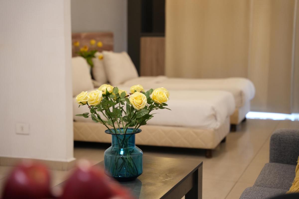 B RESIDENCE - Housity