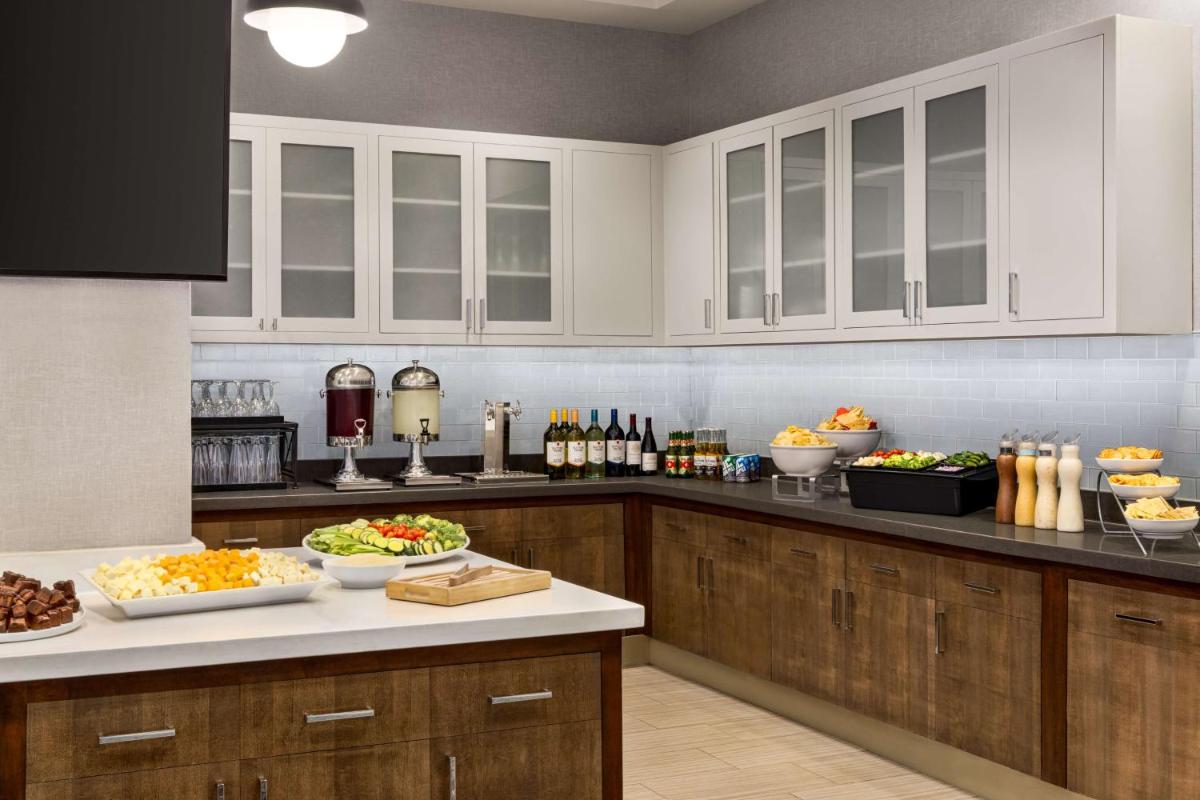 Homewood Suites by Hilton Washington, D.C. Downtown - Housity