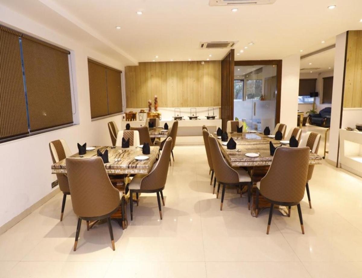 STAR CONTINENTAL - Housity