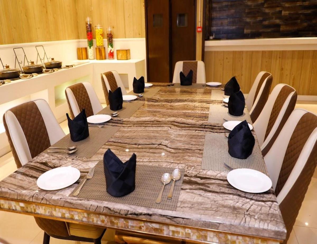 STAR CONTINENTAL - Housity