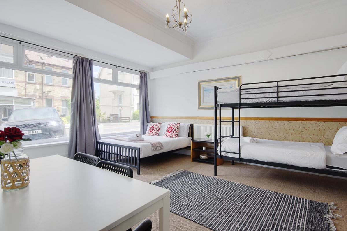 Serenity Hotel - Housity