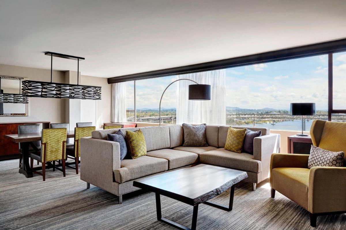 Portland Marriott Downtown Waterfront - Housity