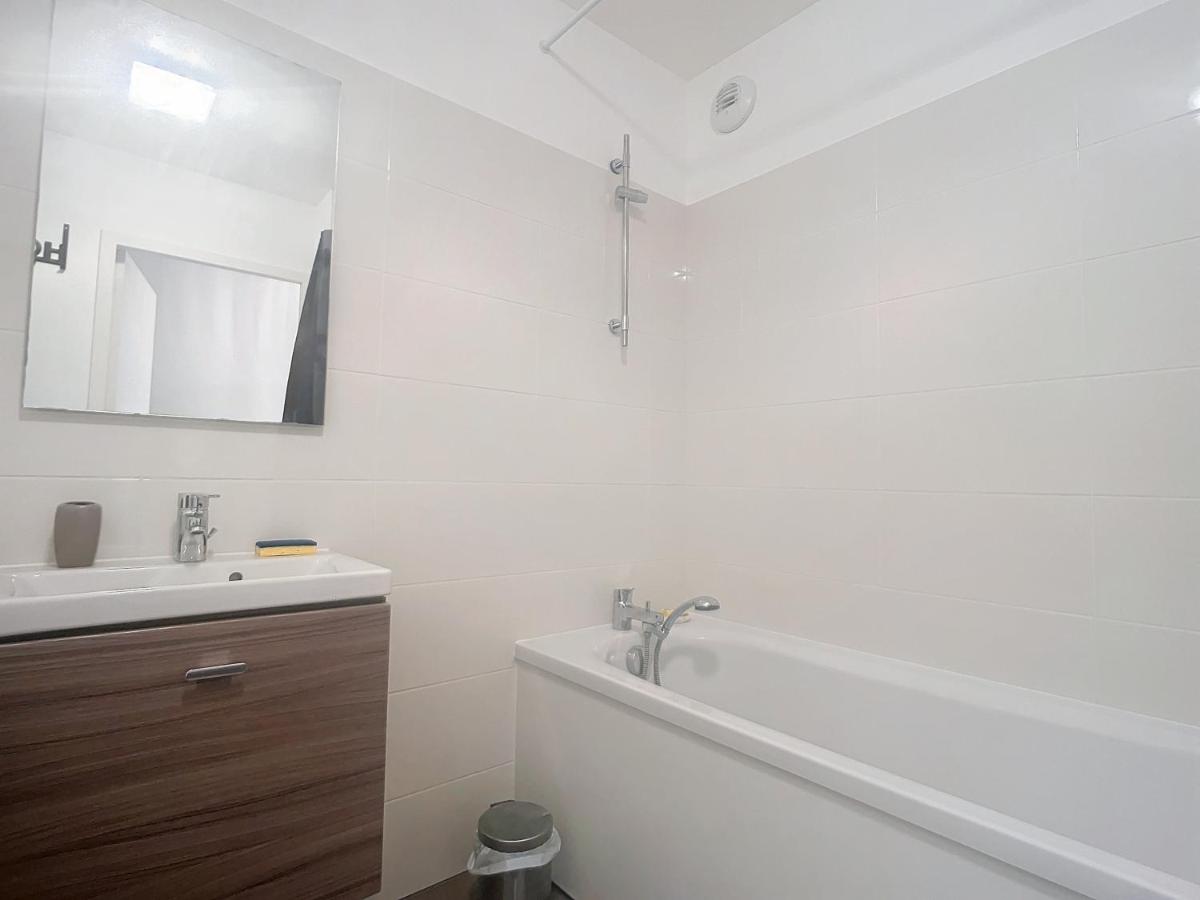 Bel appartement 2 chambres à Proximité des Commodités - Housity