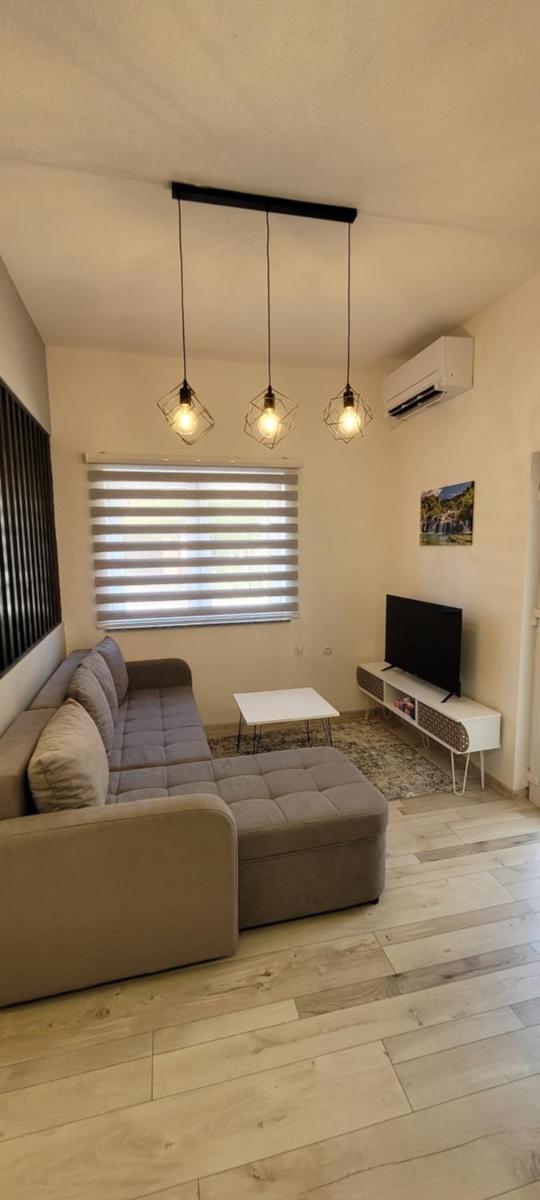 Oz Lux Apartments - Housity