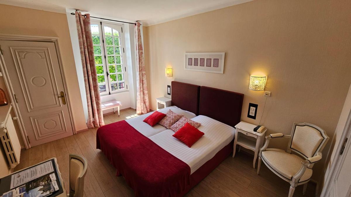 Hôtel Les Deux Magots - Housity