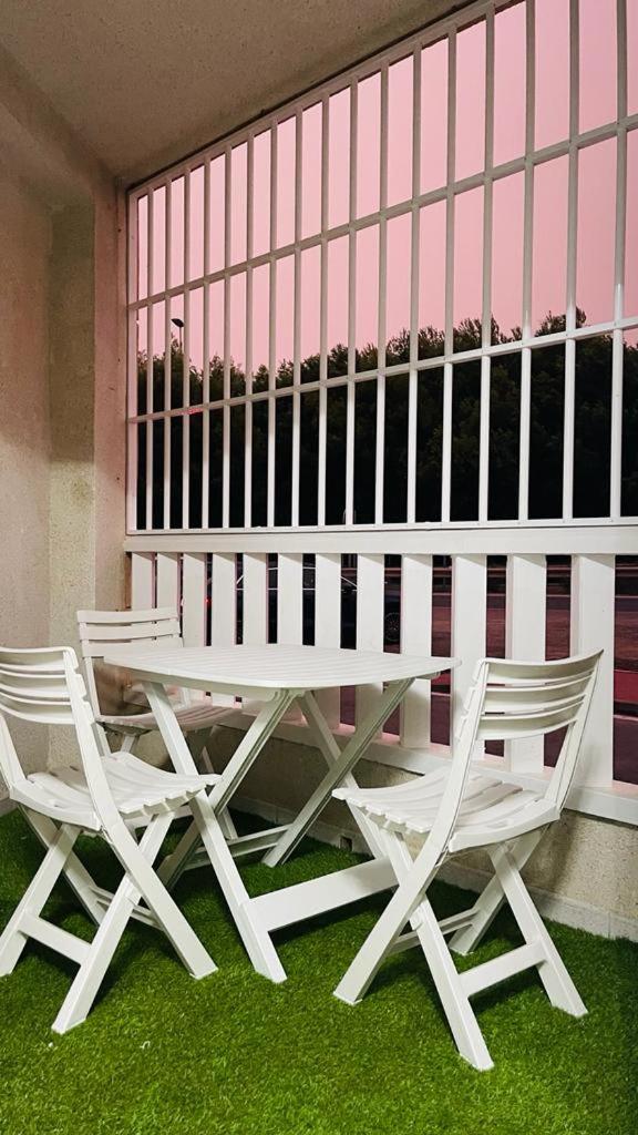 Modern Vacation Apt BNL - Housity