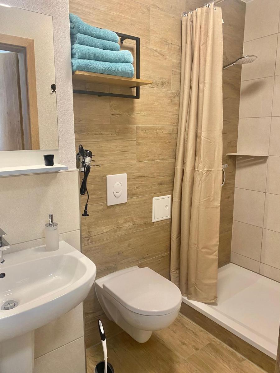 Pension Wunderbar - Housity