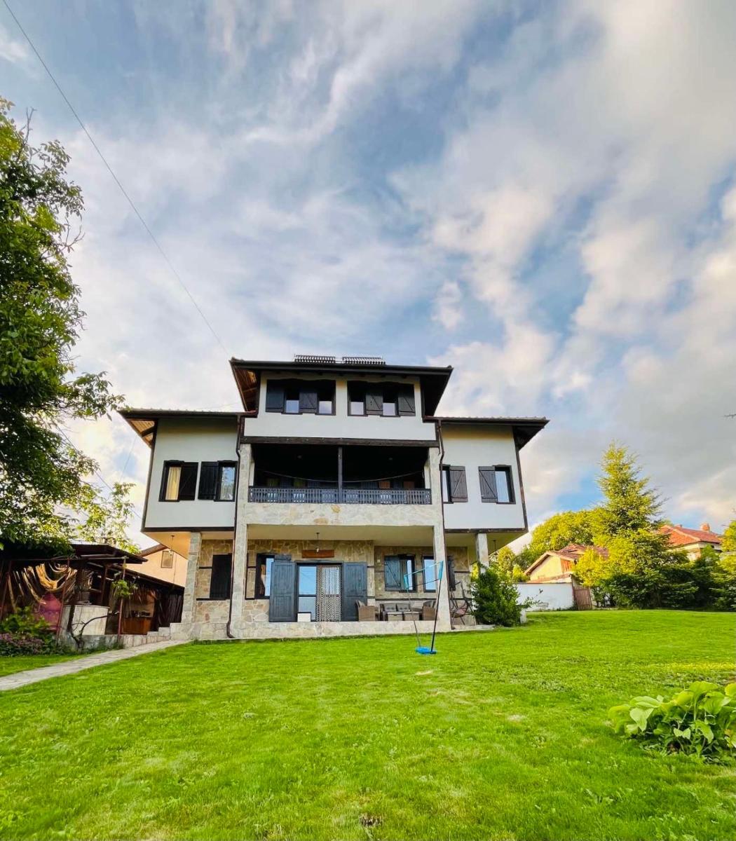 Вила Нибела - Housity
