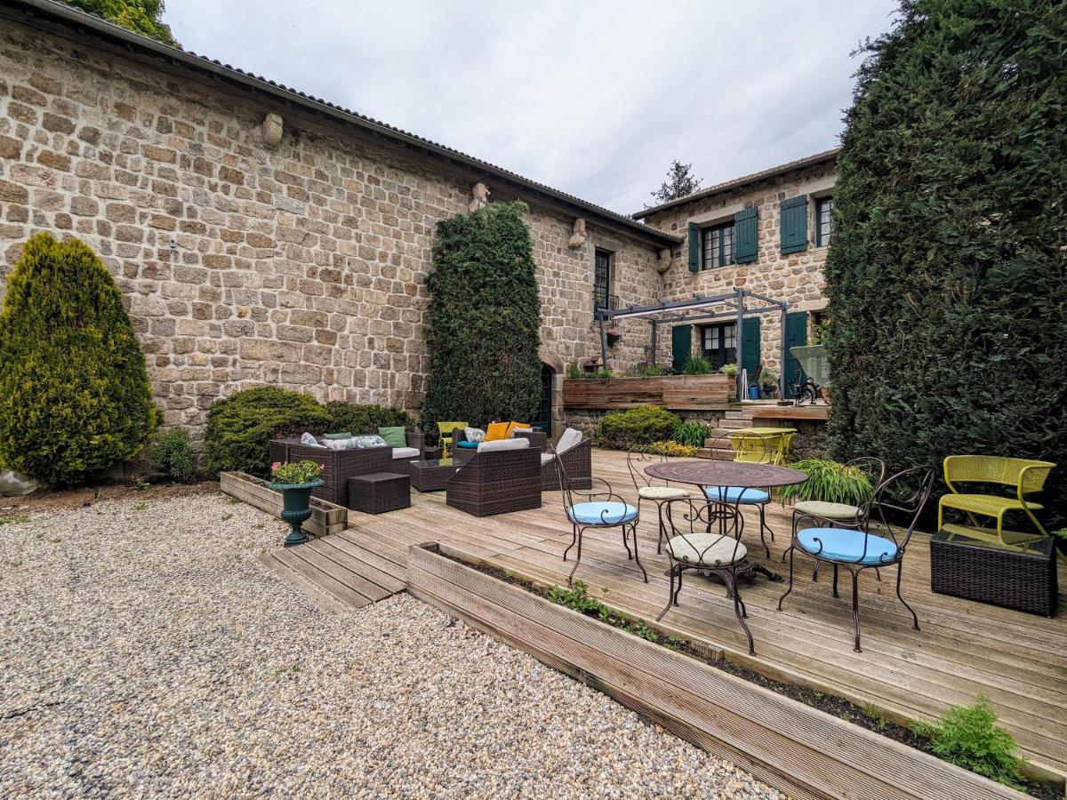Élégante ferme avec piscine, tennis et chambres confortables au cœur d'un domaine équestre verdoyant - FR-1-582-414 - Housity