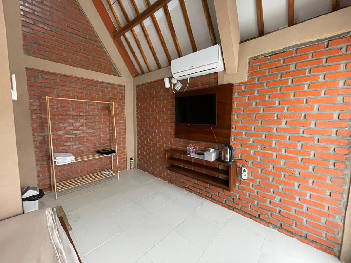 Villa Andhita Pantai Garut - Housity