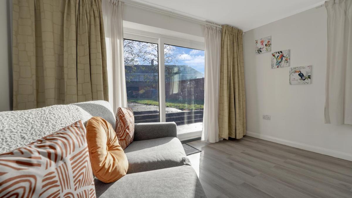 Comfy Double En-suite room in Barking - Housity