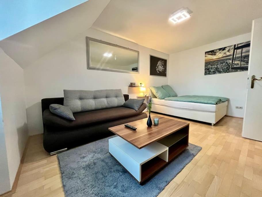 Panorama Schlossberg & Jacuzzi - Housity