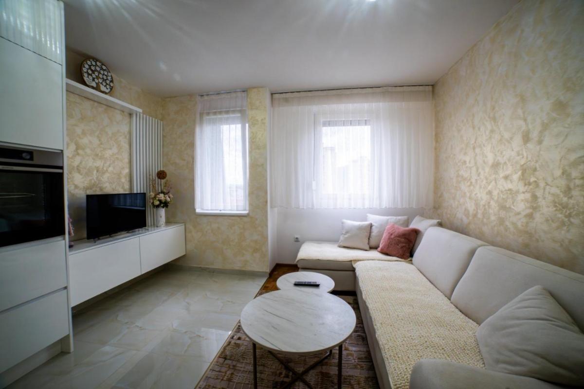 Lux Apartman Novi Grad - Housity