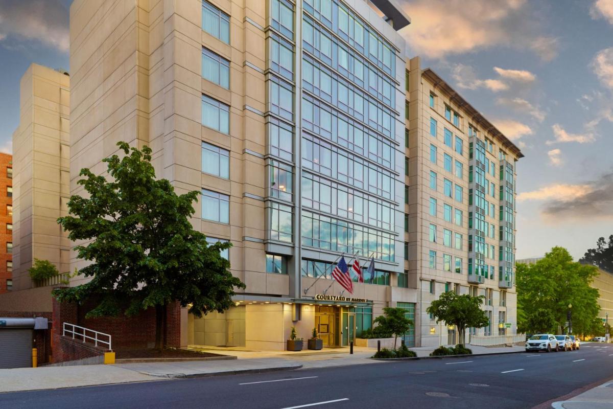Courtyard by Marriott Washington, D.C./Foggy Bottom - Housity