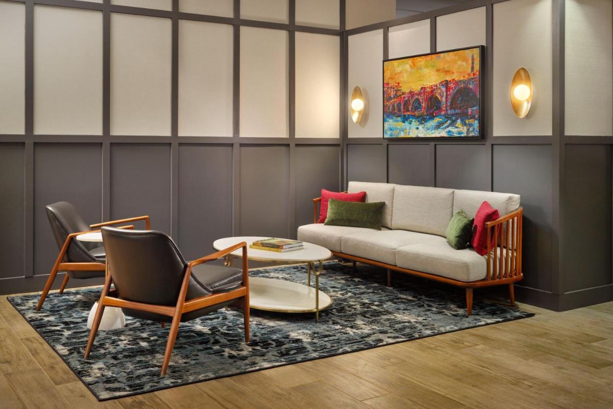 Courtyard by Marriott Washington, D.C./Foggy Bottom - Housity