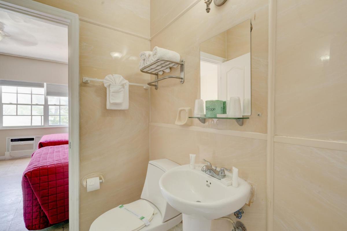 James Hotel - Hizvo