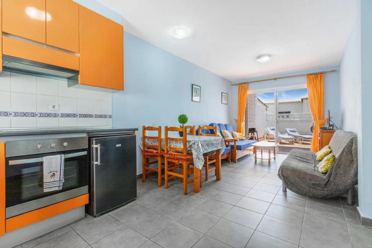 Apartments near the beach, with terrace and WIFI - Housity