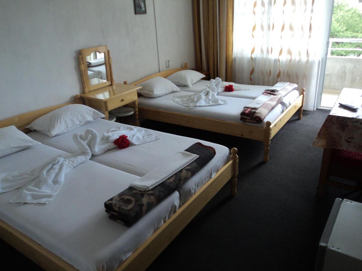 Guest House Drazhev - Housity