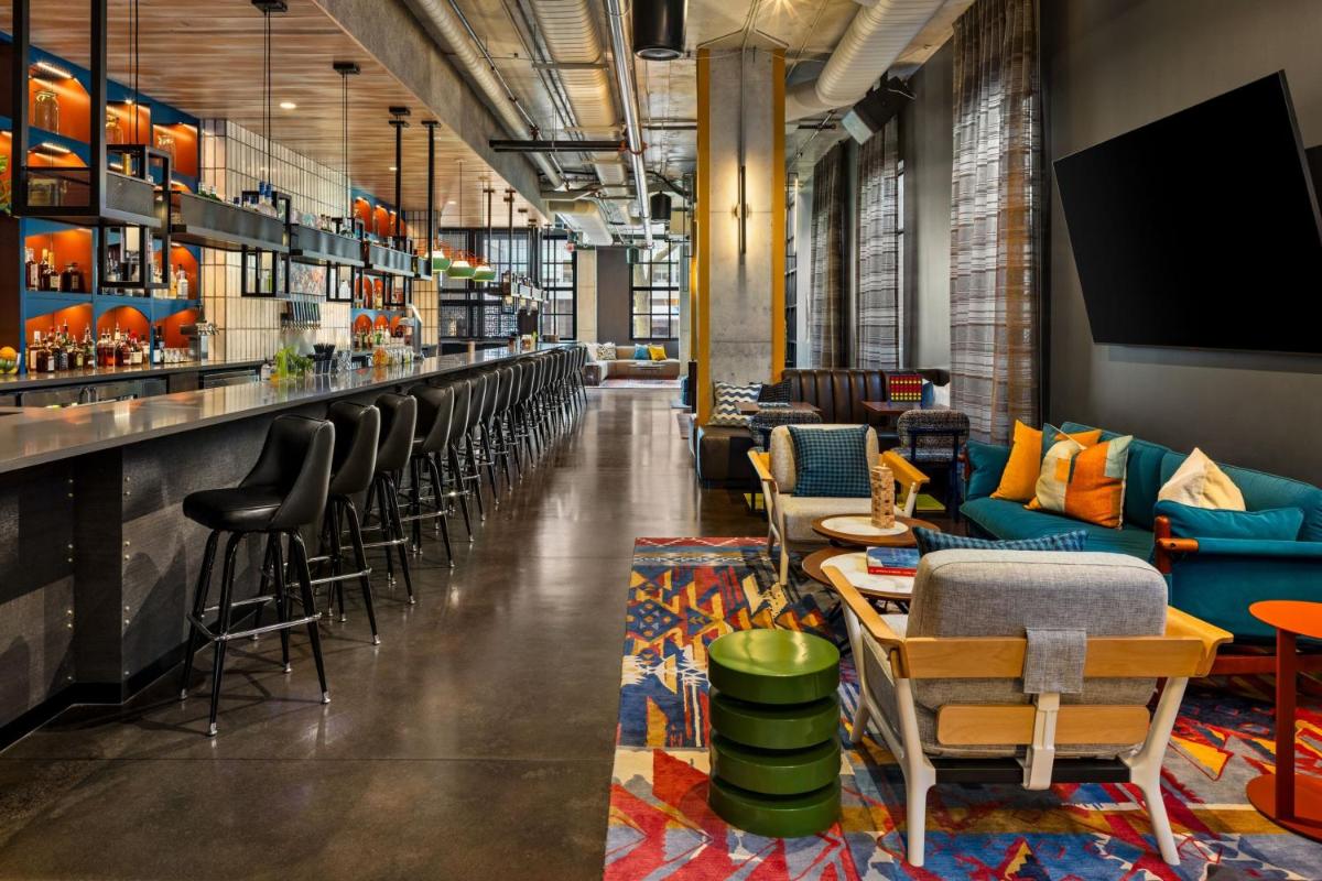 Moxy Madison Downtown - Housity