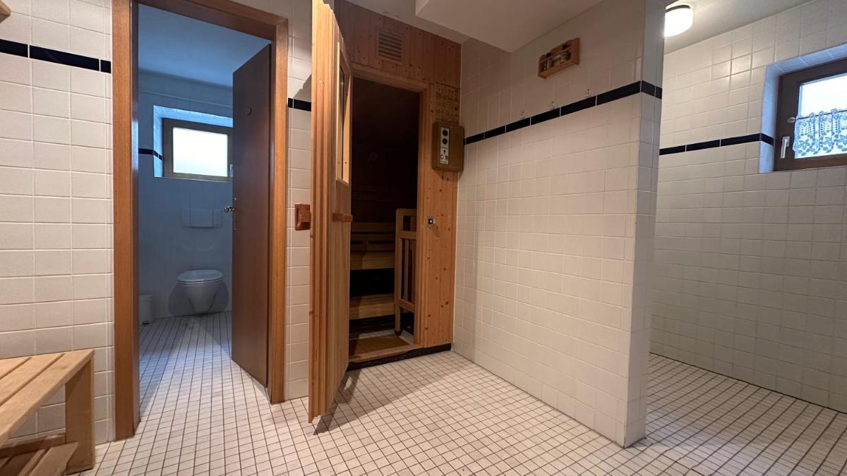 Ferienwohnung Alpina 1 - Housity
