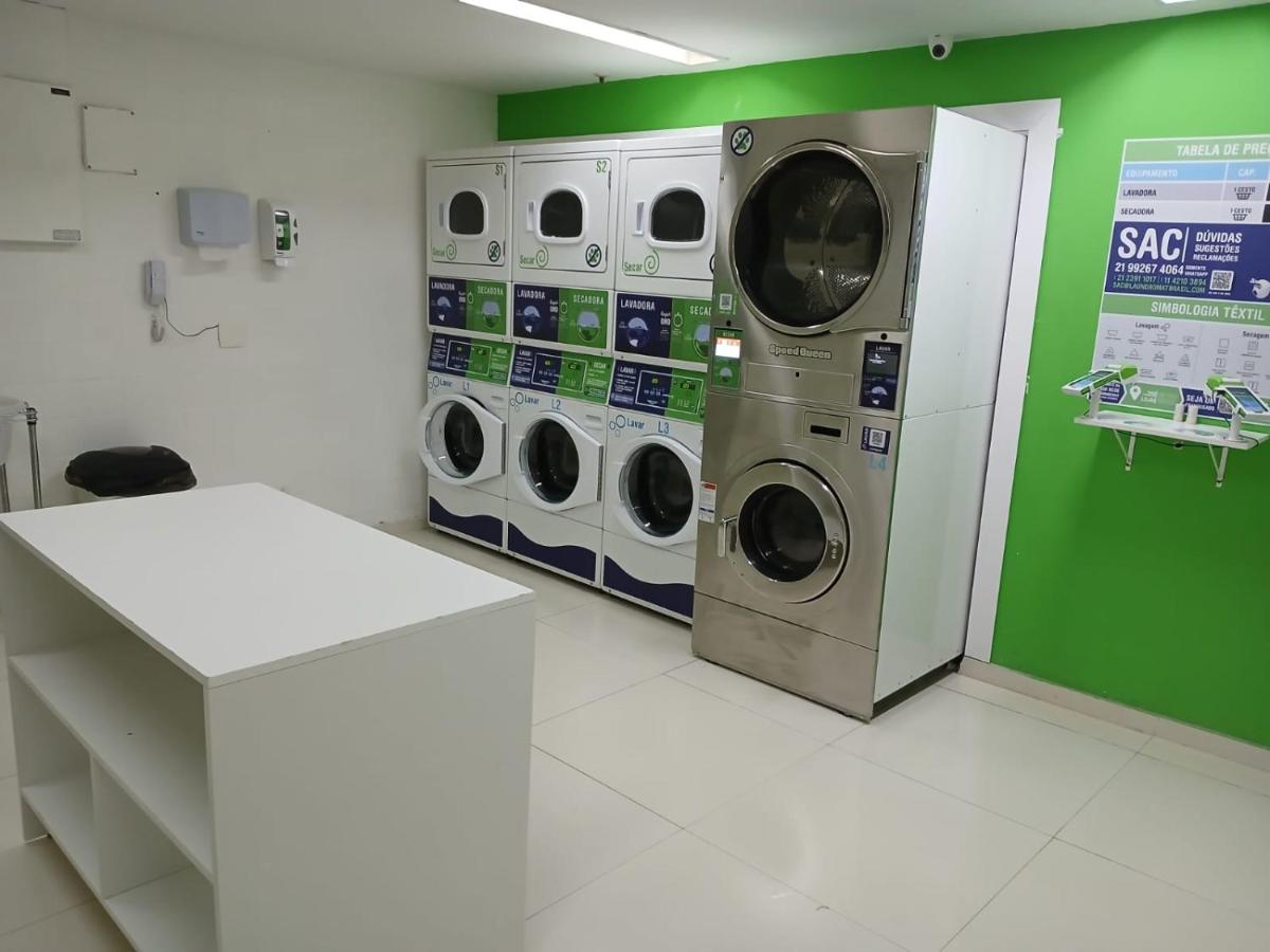 Barra Prime Flats, Ed Mediterrâneo, wi-fi 400Mb, balsa pra praia grátis, ar condicionado novo! - Housity