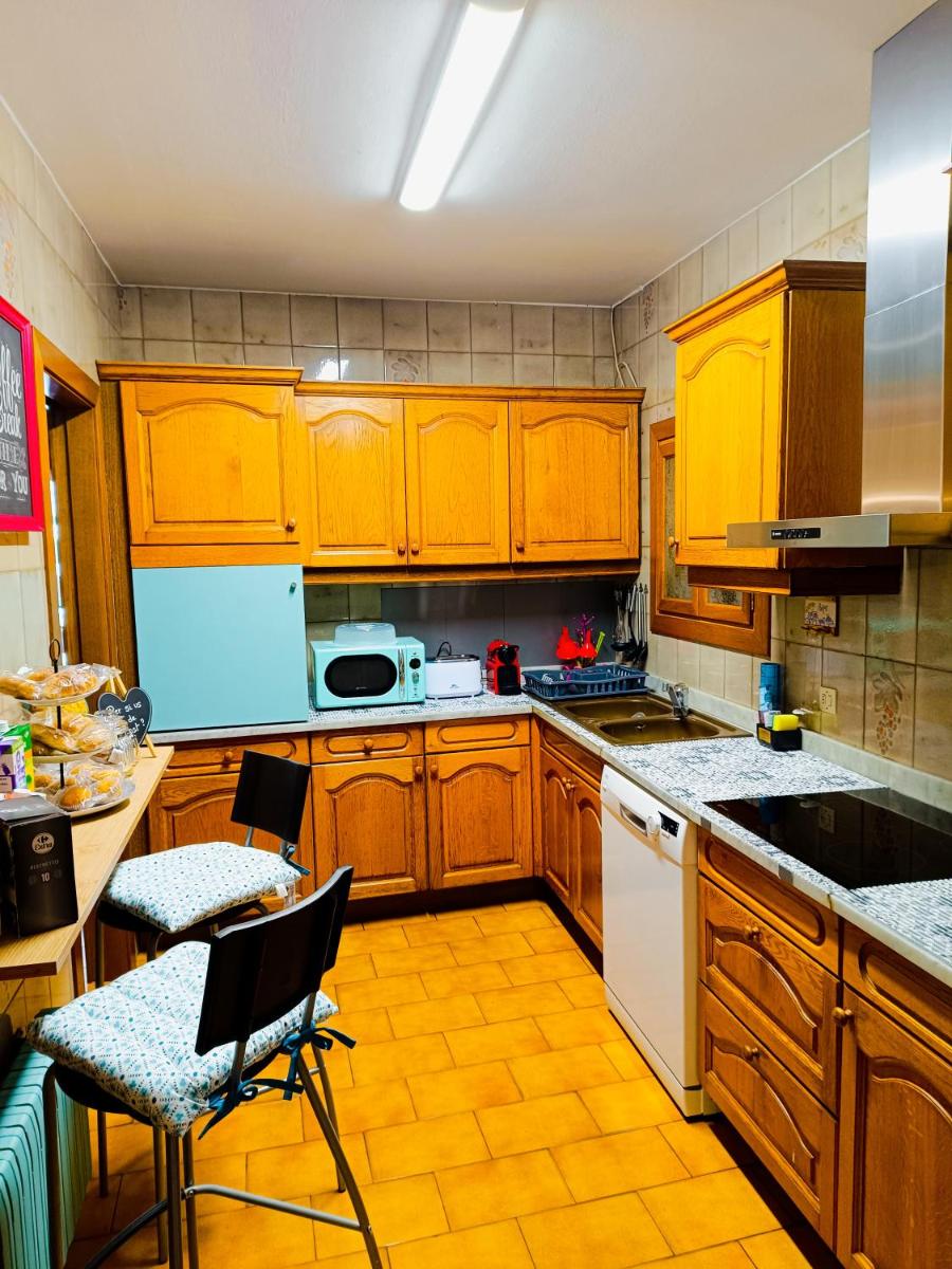 Cal Jan HUT6-8208 - Housity