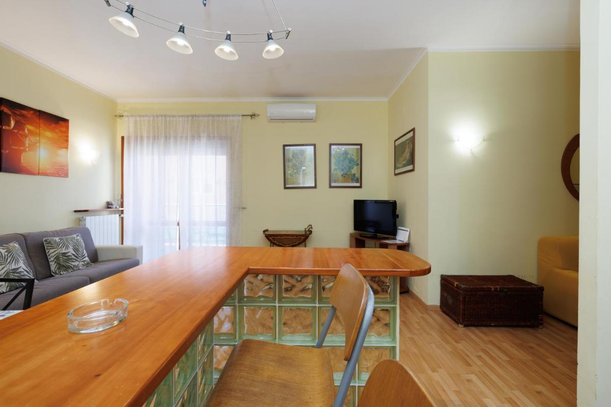 Il Mare Di Ostia - Housity