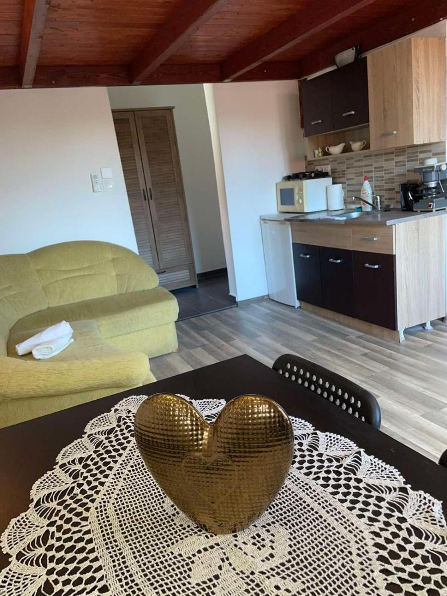 Holdfény apartman - Housity