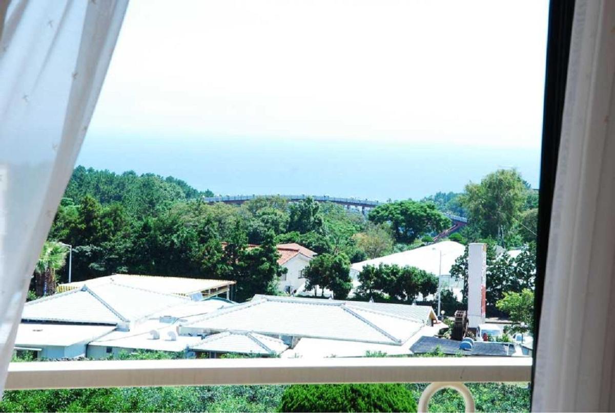 Hera Castle Pension - Housity