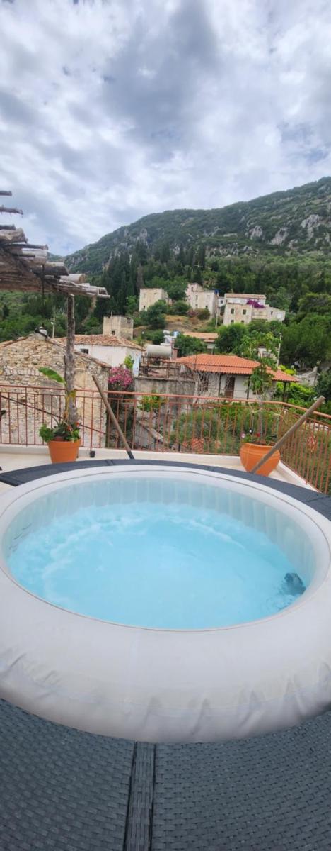 Villa Porta Qeparo - Housity