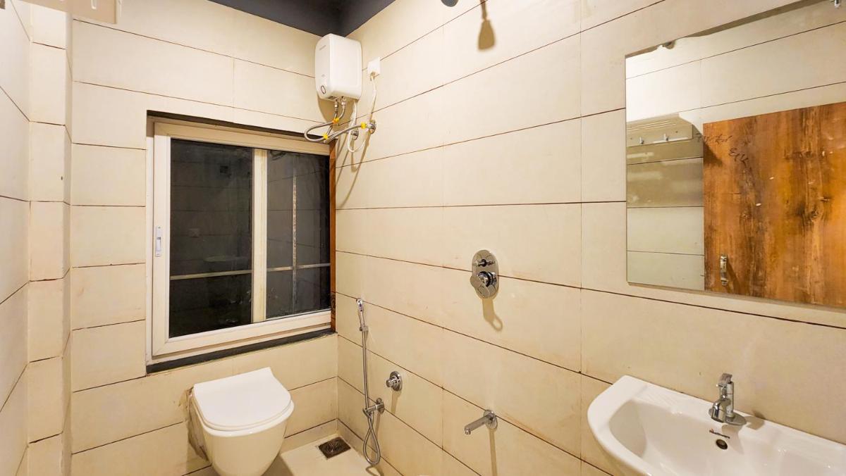 Hotel Nova Shine - Housity