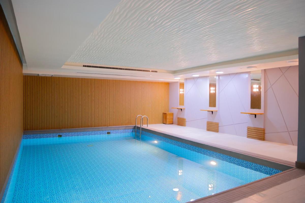 Novotel Suites Riyadh Centre - Housity