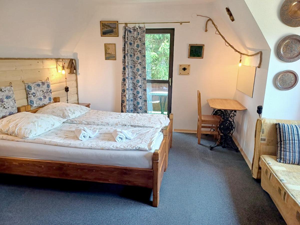 NA BANI-apartamenty i pokoje - Housity