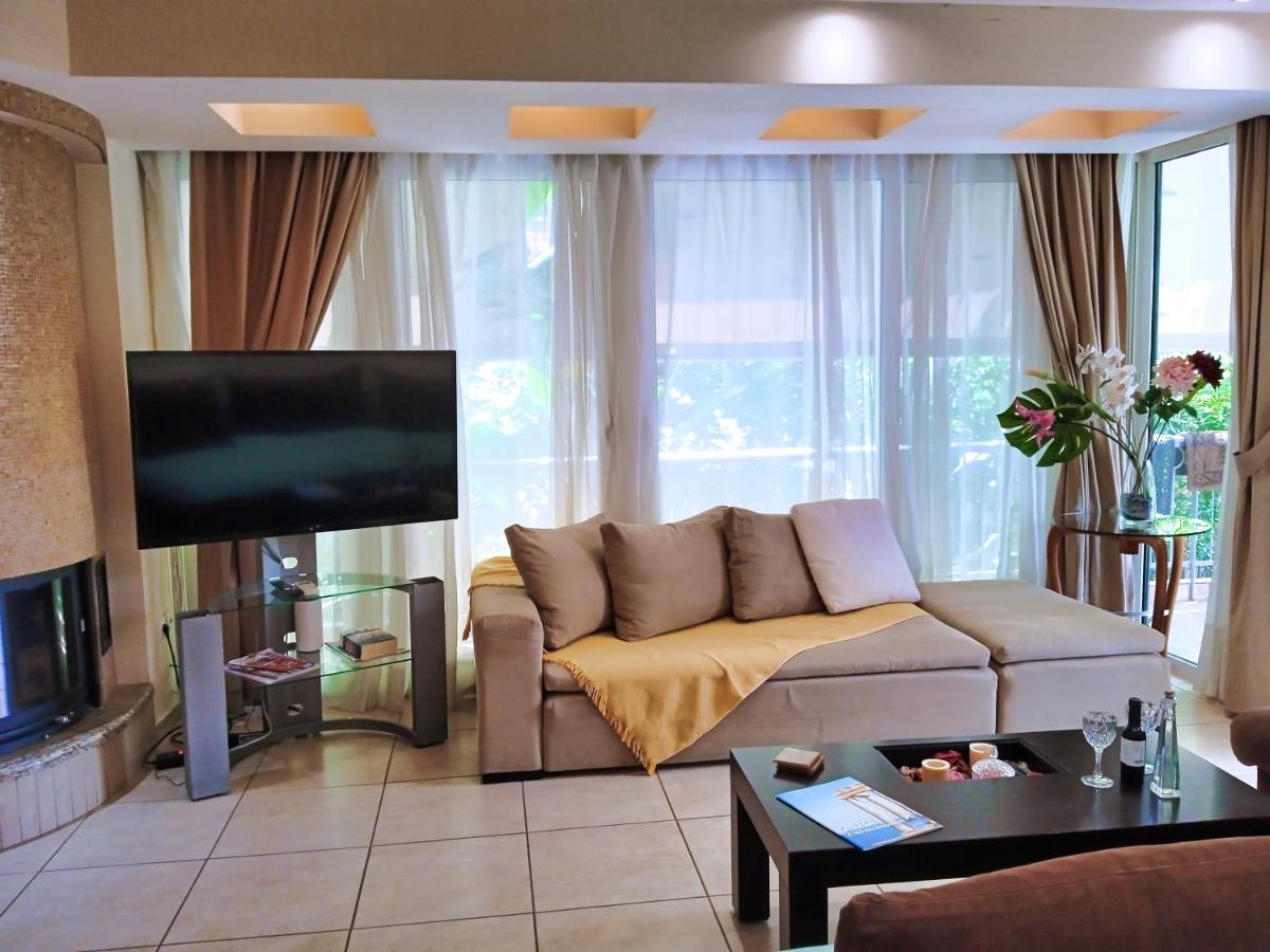 A1 Elegant Vouliagmeni apt in a Unique Spot - Housity