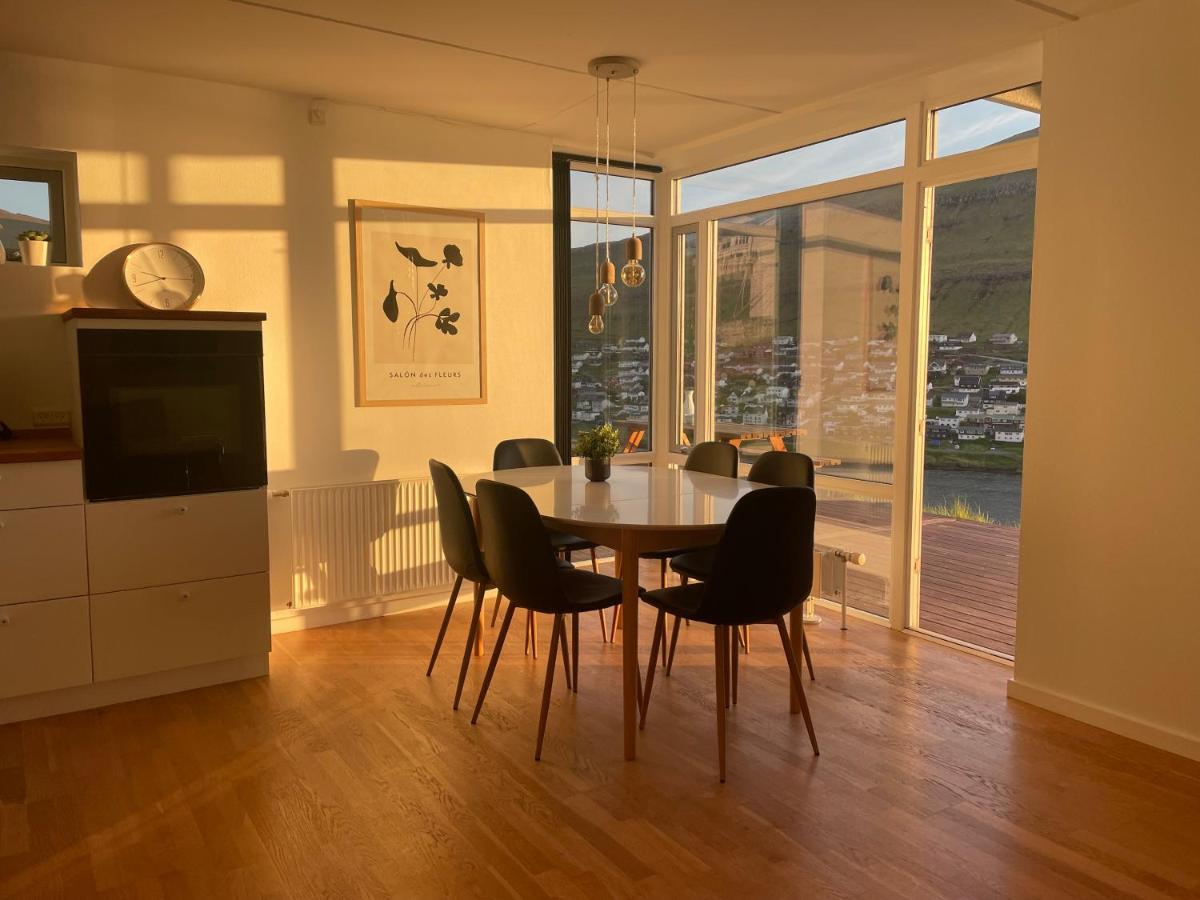 Suitetrails - Unique Sea & Landscape View and Spacious Apartment