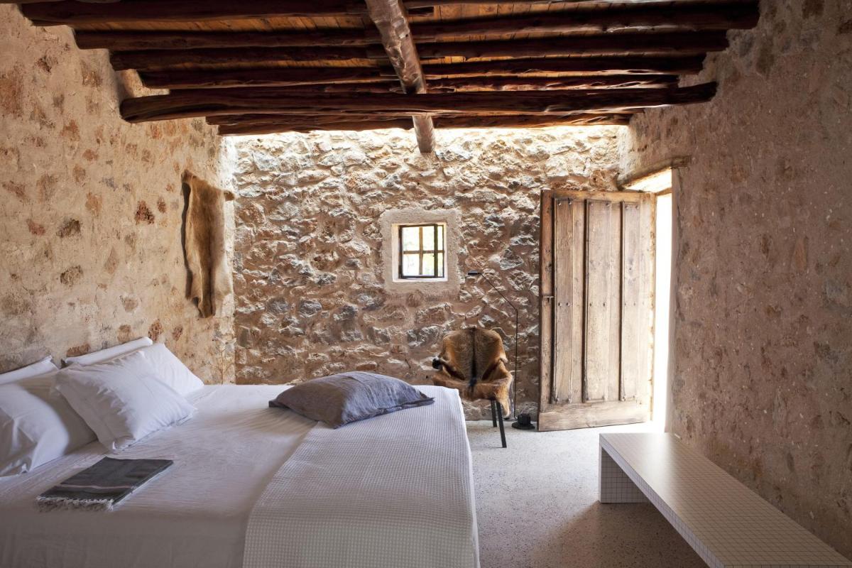 thesuites Ibiza Can Basso - Housity