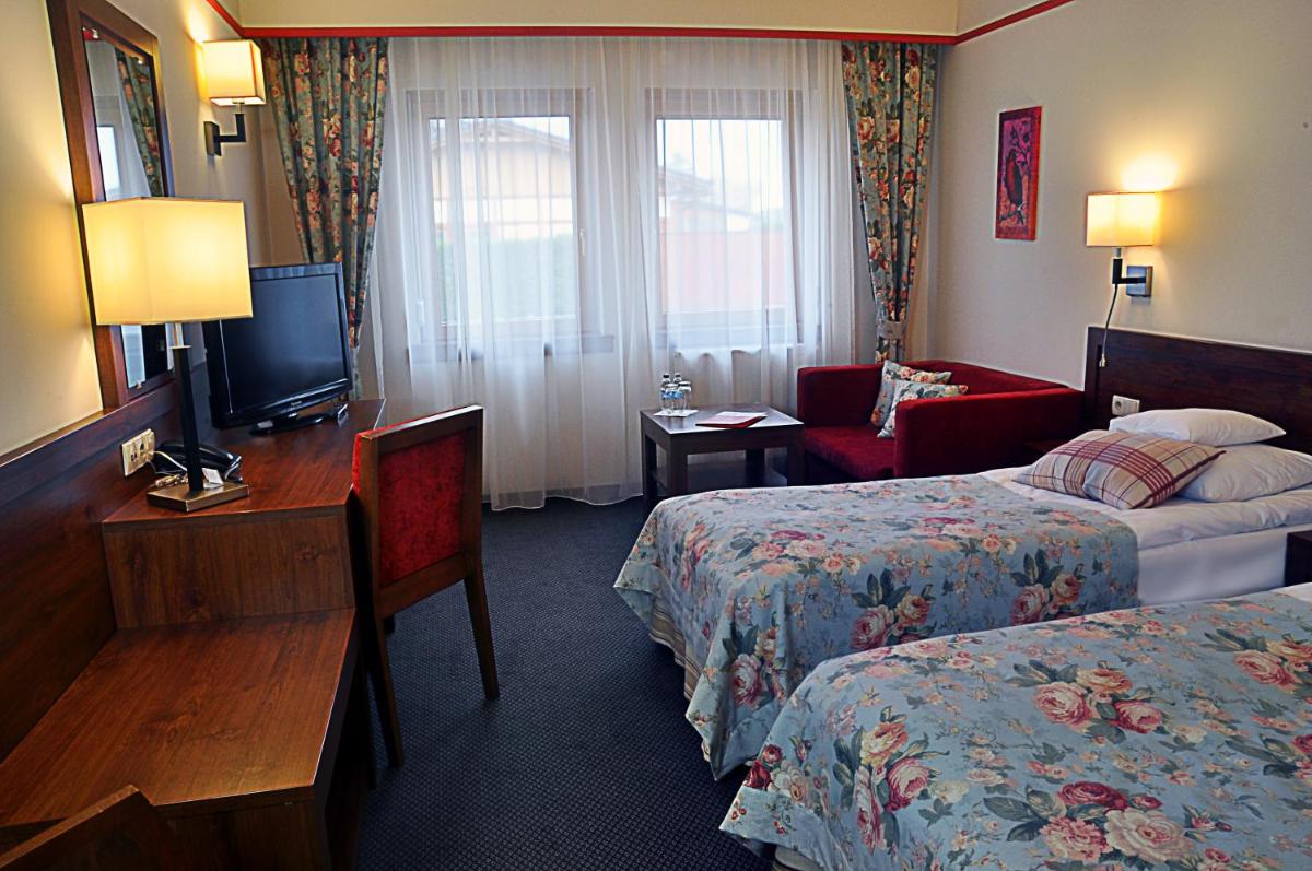 Ahotel - Housity